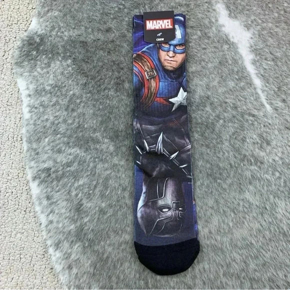 NWT Bioworld Marvel Avengers Socks - Picture 4 of 9